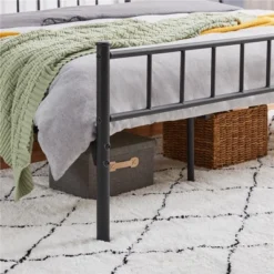Yaheetech Basic Metal Bed Frame With Headboard And Footboard -Furniture GUEST ed4f1365 21e7 486c b545 753f2d776bbf